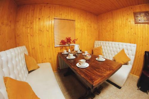 Hostal ???????? ??? ????????