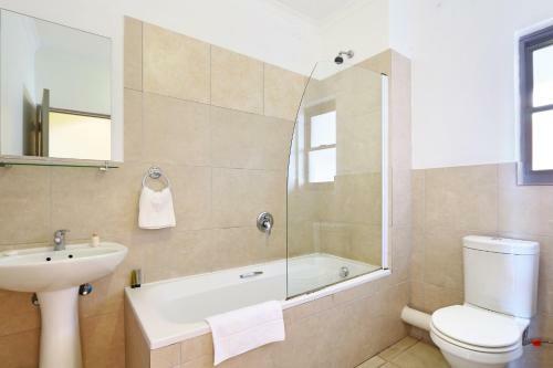 Hotel The Regency