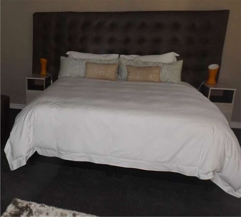 Hostal Silver Plum Bnb