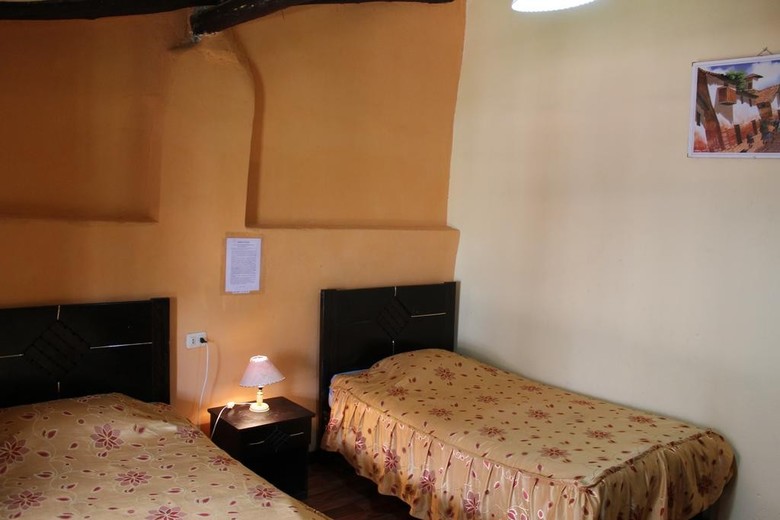 Robertos Hostel