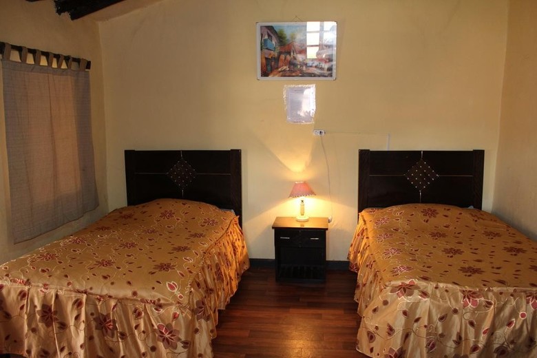 Robertos Hostel