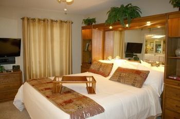 Aparthotel Greens One At Bella Vista By Kees Vacations