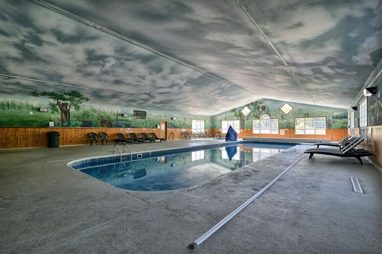 Hotel Cabot Inn & Suites