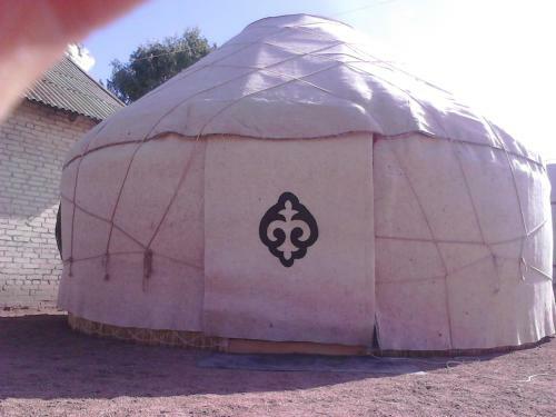 Happy Hostel