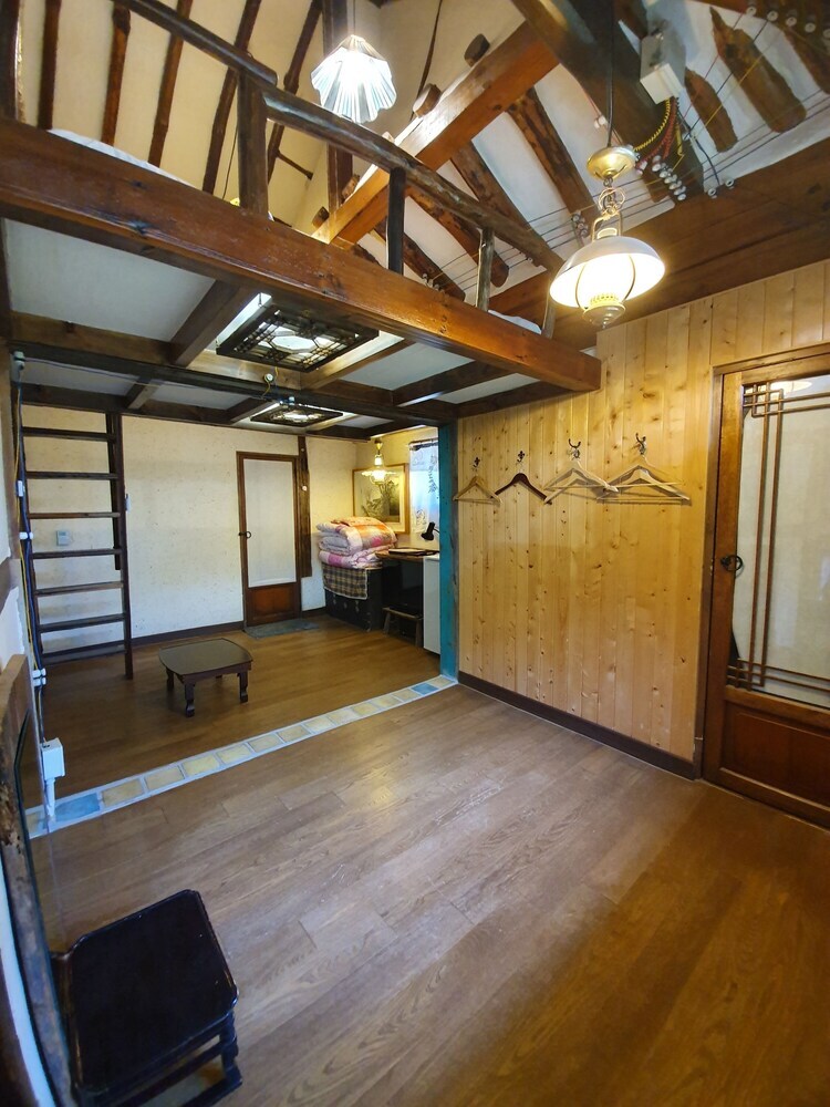 Hostal Gyodong-salrae