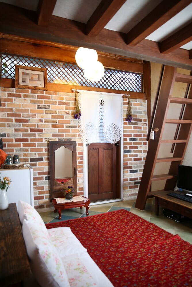 Hostal Gyodong-salrae