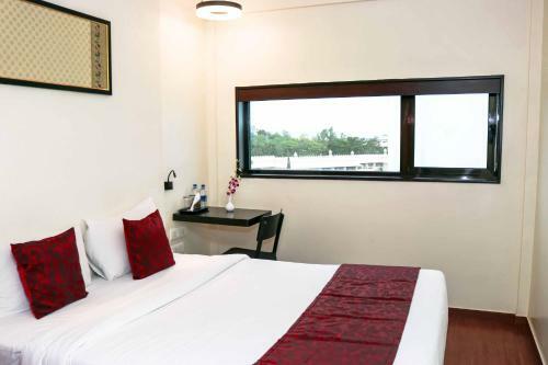 7 Apple Hotel