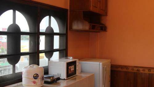 Albergue Avalon B&B