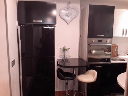 Apartment On 1st Muslim Magomayev Lane 6