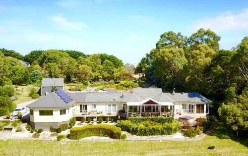Bed & Breakfast Llarrinda