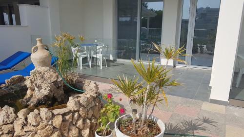 Apartamento Christopher's Sandy Beach Suites