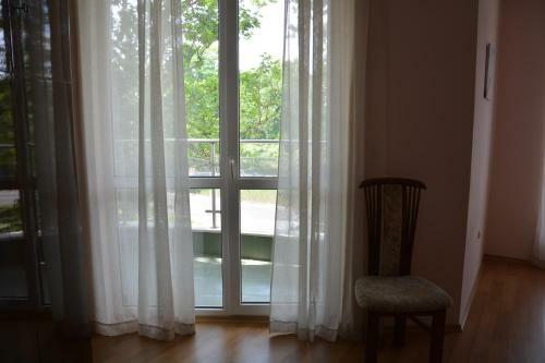 Iris Apartments