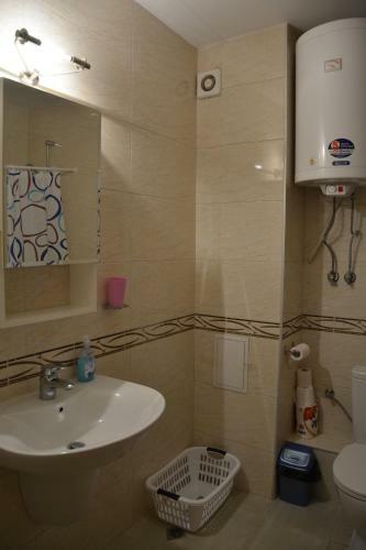 Iris Apartments