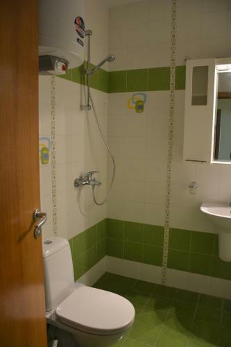 Iris Apartments