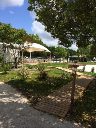 Camping Les Arbousiers