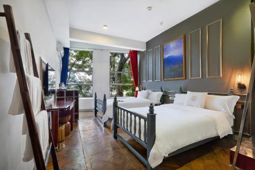 Hotel ?????????????