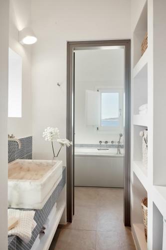 Hotel Milos Breeze