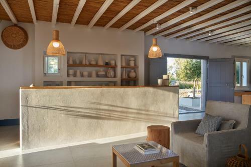 Hotel Milos Breeze