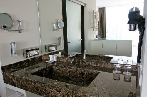 Hotel Absolute