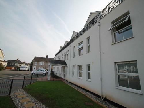 Maplewood Apartment