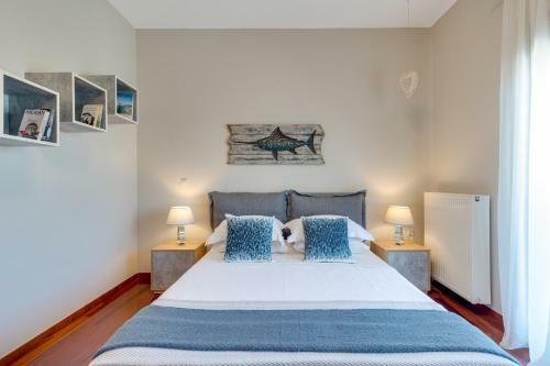 Villa Ampelaki - With Heated Pool