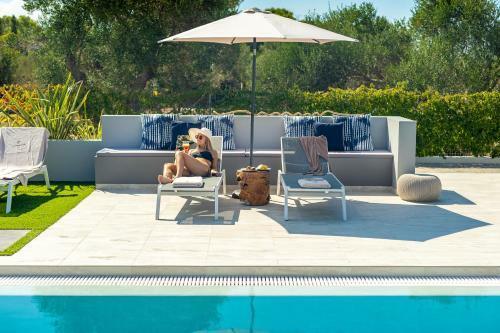 Villa Ampelaki - With Heated Pool