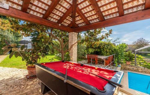 Apartamentos House Peresiji