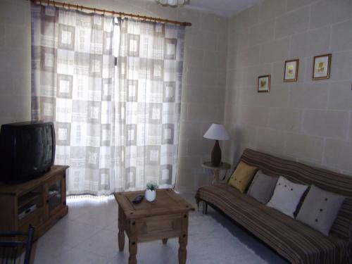 Apartment In Central Marsalforn