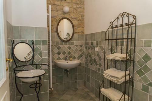 Agroturismo Borgo Di Vezzano