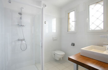 Interhotel Le Grillon D Or