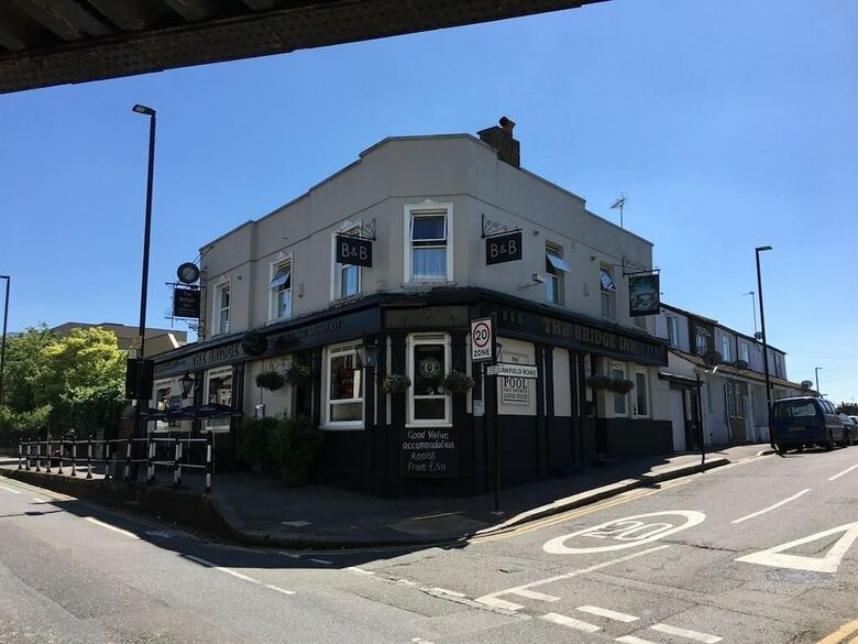 Bed & Breakfast The Bridge Inn