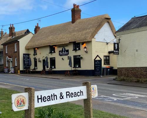 Hostal The Dukes