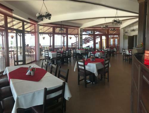 Hostal Rio Divino