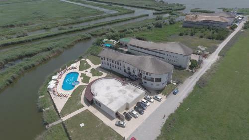 Hostal Rio Divino