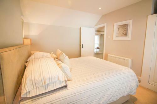 Beach Hill Cottage