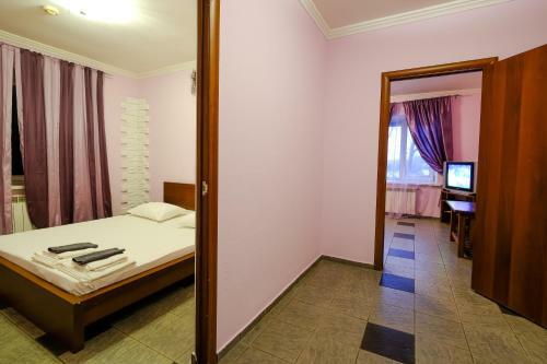 Hostal Buhta Guest House