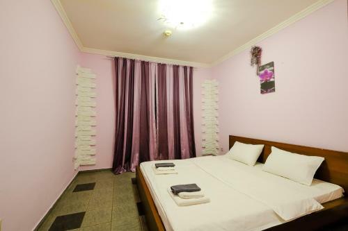 Hostal Buhta Guest House