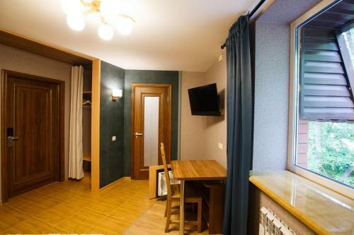 Hostal Buhta Guest House