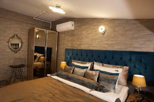 Hotel Castillo Luxury Rooms & Suites
