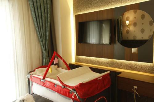 Hotel Castillo Luxury Rooms & Suites
