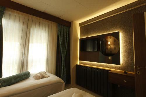 Hotel Castillo Luxury Rooms & Suites