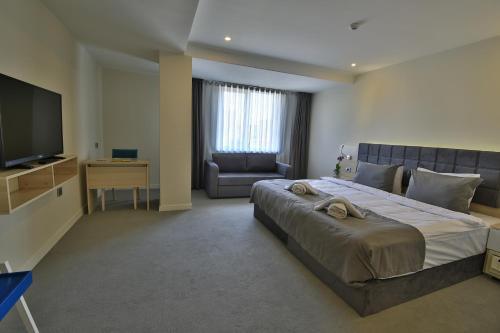 Leto City Hotel