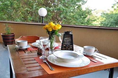 Hotel Cerenata Gardens Suites