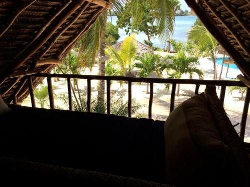 Albergue Merry Crab Beach Hotel