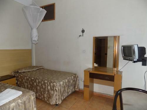 Aponye Hotel