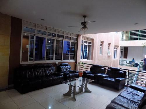 Aponye Hotel