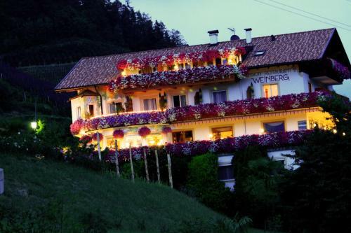 Hostal Pension Weinberg