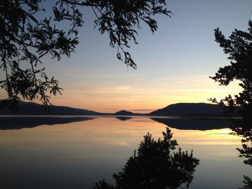 Caba�as Del Lago Huillinco