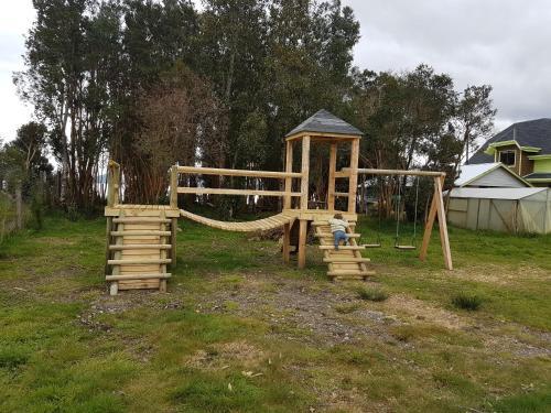 Caba�as Del Lago Huillinco