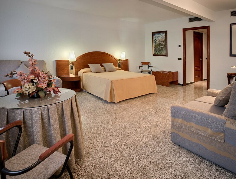 Hotel Gaudi